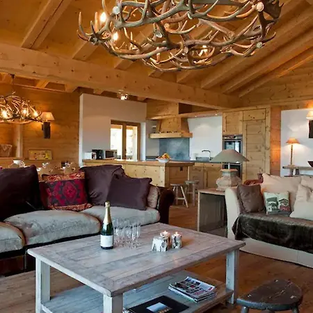 4bdr Luxury Penthouse With Stunning Views Apartment *